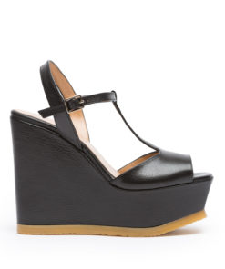 Leather wedge shoe